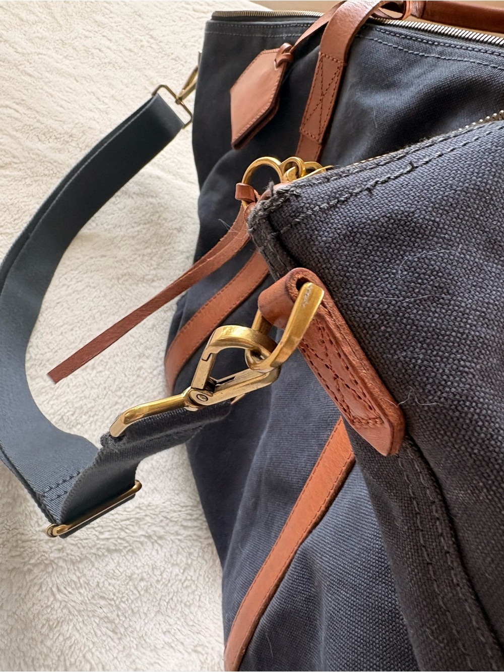Madewell The Essential Overnight Bag in Canvas, Black Sea - NWT - Picture 10 of 14